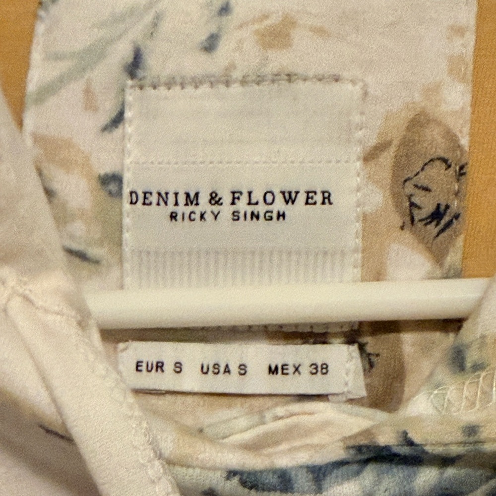 Denim & Flower Cream Floral Pullover Hoodie with Blue Accents - Picture 4 of 5
